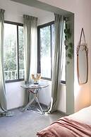 Design & Balcony in City Center by FeelHome