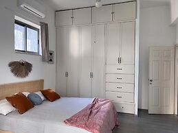 Design & Balcony in City Center by FeelHome