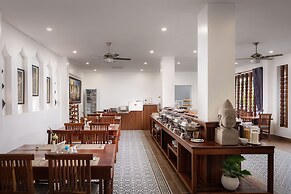 Two Seasons Siem Reap Hotel