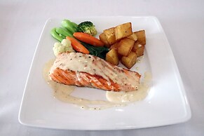 Two Seasons Siem Reap Hotel