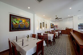 Two Seasons Siem Reap Hotel