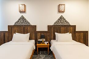 Two Seasons Siem Reap Hotel