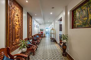 Two Seasons Siem Reap Hotel