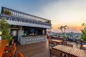 Two Seasons Siem Reap Hotel