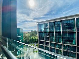 Homesuite’ Home @ Riverson SOHO