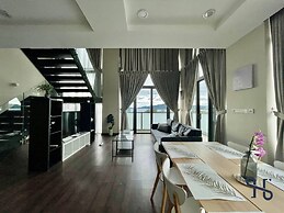 Homesuite’ Home @ Riverson SOHO