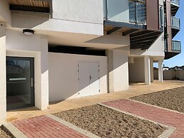 Superior 2 Bedroom Condo With Stunning Sea Views