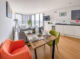Superior 2 Bedroom Condo With Stunning Sea Views