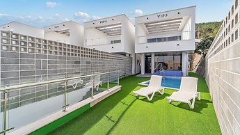 Yeosu Liposo Poolvilla