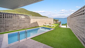 Yeosu Liposo Poolvilla