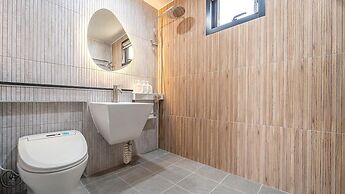 Yeosu Liposo Poolvilla