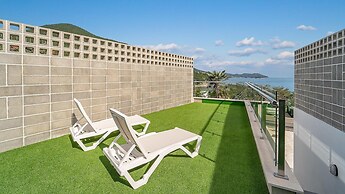 Yeosu Liposo Poolvilla