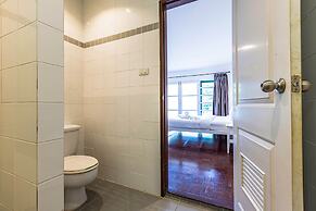 4 BR Townhouse in Great Location BSS