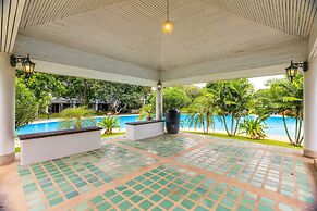 4 BR Townhouse in Great Location BSS