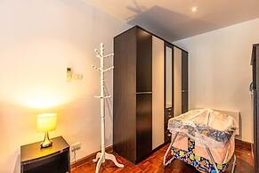 4 BR Townhouse in Great Location BSS