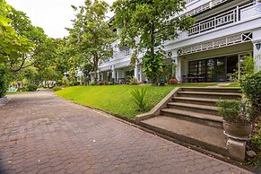 4 BR Townhouse in Great Location BSS