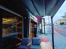 Luxury Airport Hotel By Zazzoni-İstanbul Airport