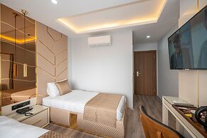 Luxury Airport Hotel By Zazzoni-İstanbul Airport