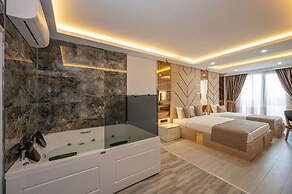 Luxury Airport Hotel By Zazzoni-İstanbul Airport