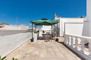 2446 Palazzo Montagna - Mono by Barbarhouse