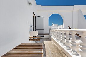 2446 Palazzo Montagna - Mono by Barbarhouse