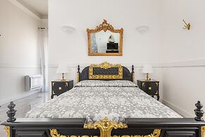 2446 Palazzo Montagna - Mono by Barbarhouse