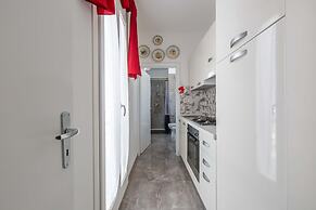 2446 Palazzo Montagna - Mono by Barbarhouse
