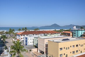 Raridade - Apt próx praia vista mar ar con