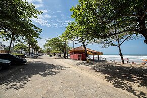 Raridade - Apt próx praia vista mar ar con