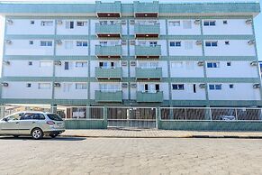 Raridade - Apt próx praia vista mar ar con