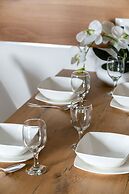 Azure Apartment Kołobrzeg by Renters