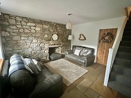 Penderyn Cottage, Waterfall Country, Brecon Beacons