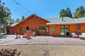 Townsend Flagstaff 3 Bedroom Home by RedAwning