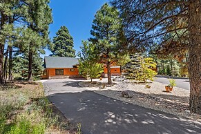 Townsend Flagstaff 3 Bedroom Home by RedAwning