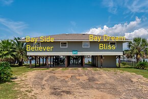 Bay Side Believer - 853 Desoto Unit A 3 Bedroom Home by Redawning