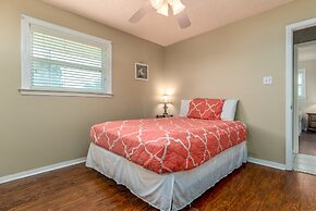 Bay Dream Bliss - 853 Desoto Unit B 3 Bedroom Home by RedAwning
