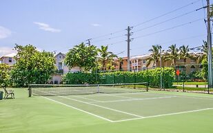 Runaway Bay 212 1 Bedroom Condo by RedAwning