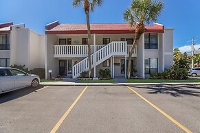 Runaway Bay 212 1 Bedroom Condo by RedAwning