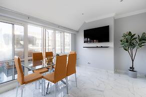 Marble Arch Apartments