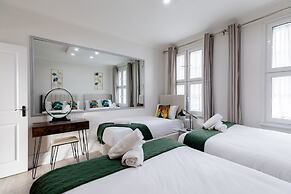 Marble Arch Apartments