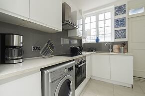 Marble Arch Apartments