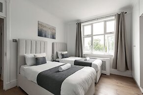 Marble Arch Apartments