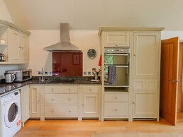 Swandown, 2 Blackdown