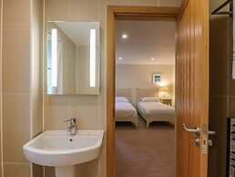 Swandown, 2 Blackdown