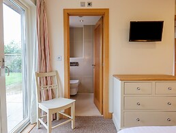 Swandown, 2 Blackdown