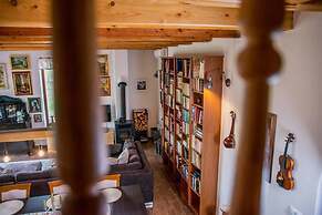 Captivating 3-bedrooms Cottage in the Hills