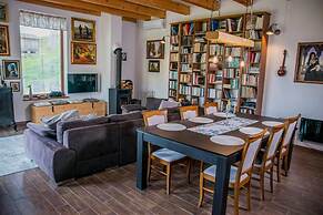 Captivating 3-bedrooms Cottage in the Hills