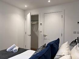 Chapel - Central Studio Apartment