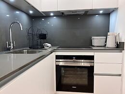 Chapel - Central Studio Apartment