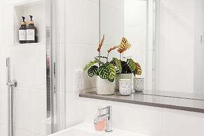 Chapel - Central Studio Apartment